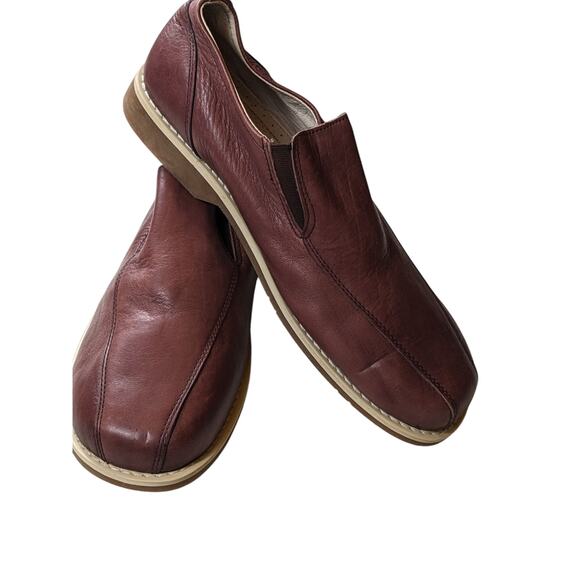 Buffalino Shoes Mens Size 11 Slip On Leather Loafers Brown Moccasins 31920L-02 - Picture 1 of 11